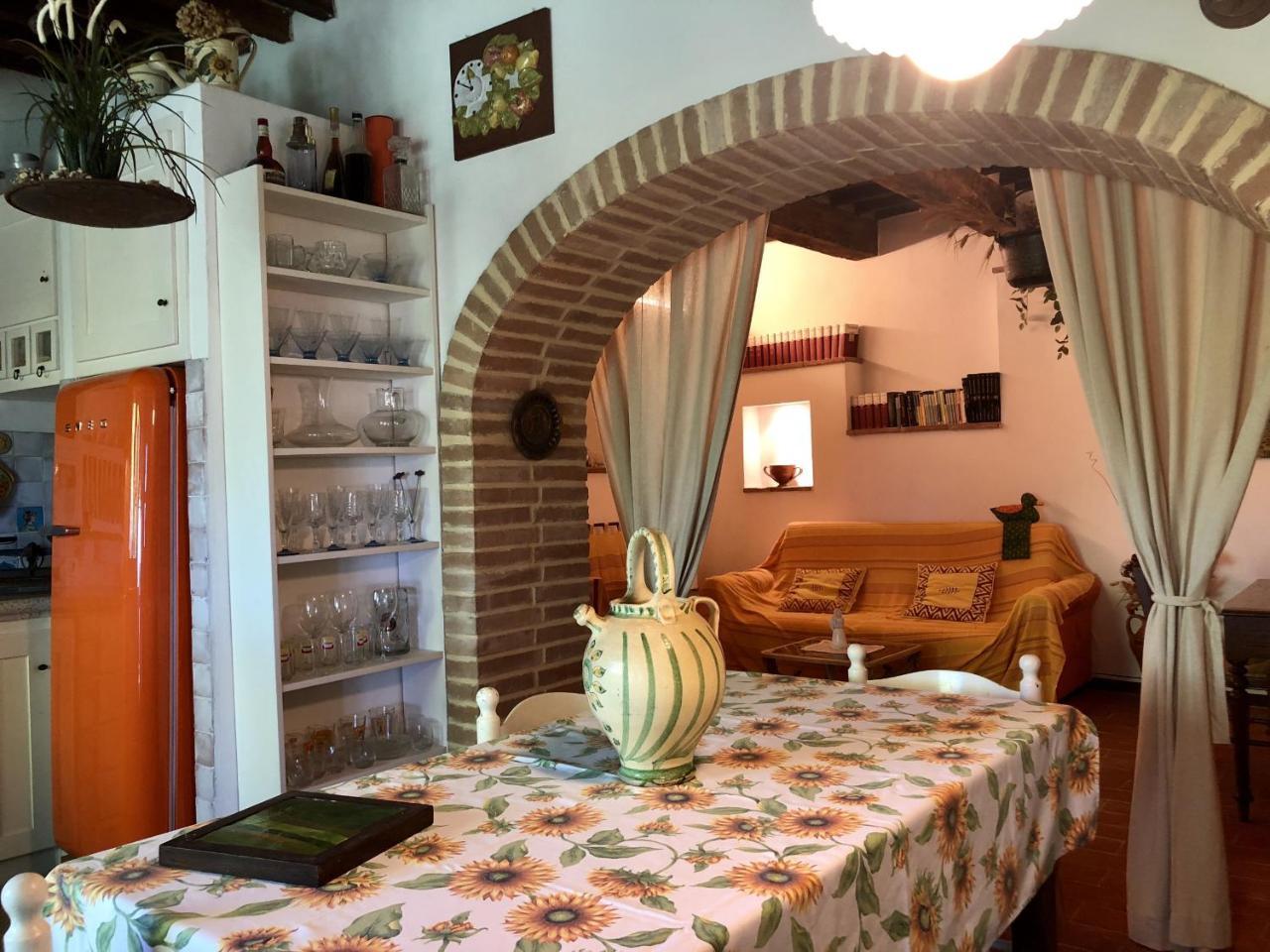 Haus Malerin - Meerblick, Umzaeunter Garten By Toscanatour Guardistallo Εξωτερικό φωτογραφία
